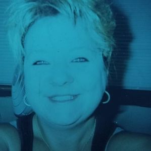 Meet your Posher, Amanda j.